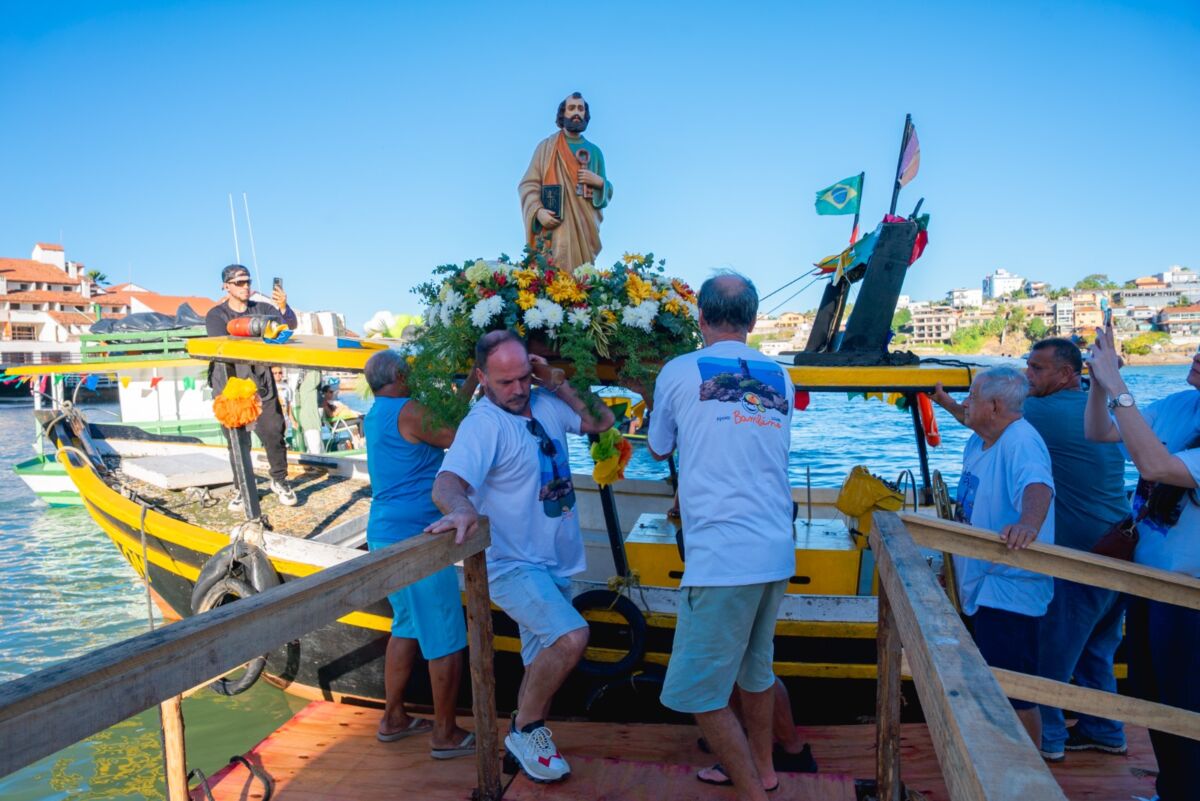 Comunicação, Marketing E Tecnologia - Mais De 5 Mil Pessoas Participam Da Festa De São Pedro Em Guarapari
